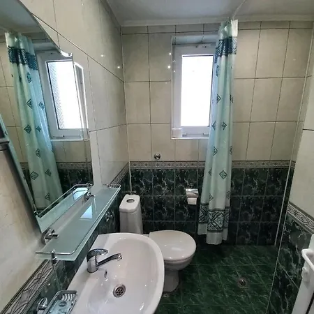 Rona - Free Parking And Sea View Guest house 3*