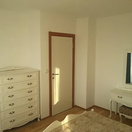 Guest house Rona - Free Parking And Sea View Sveti Vlas